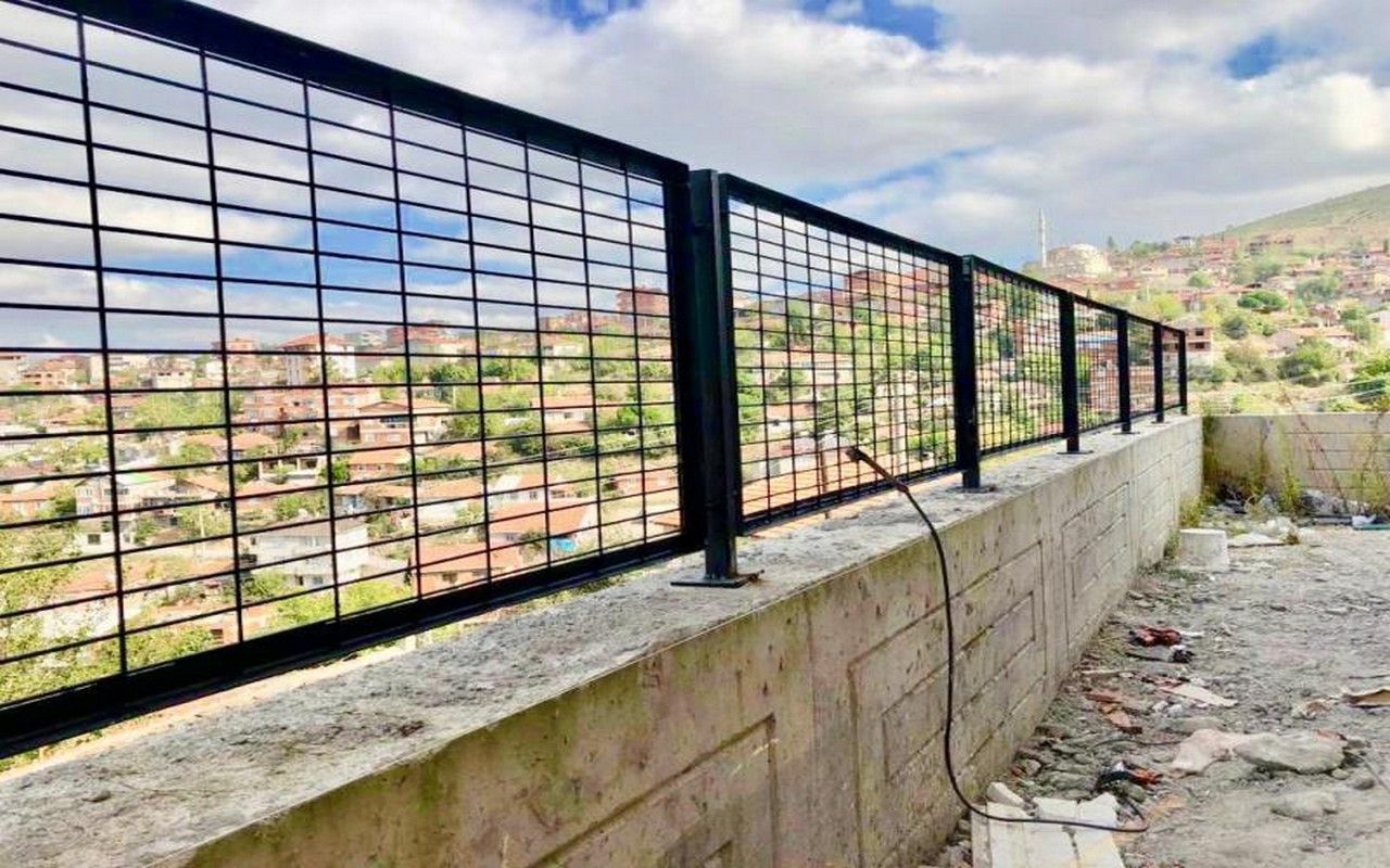 Çerçeveli Pano Çit